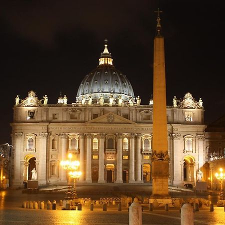 Elegant Apartment Near The Vatican And Piazza Navona Rzym Zewnętrze zdjęcie