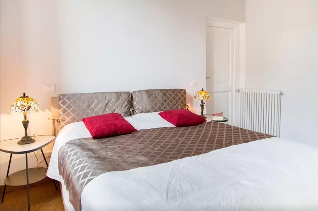 Elegant Apartment Near The Vatican And Piazza Navona Rzym Zewnętrze zdjęcie